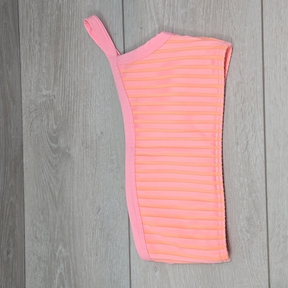NWOT L Space Women One Shoulder strap top bikini swim sz XS - Picture 1 of 8